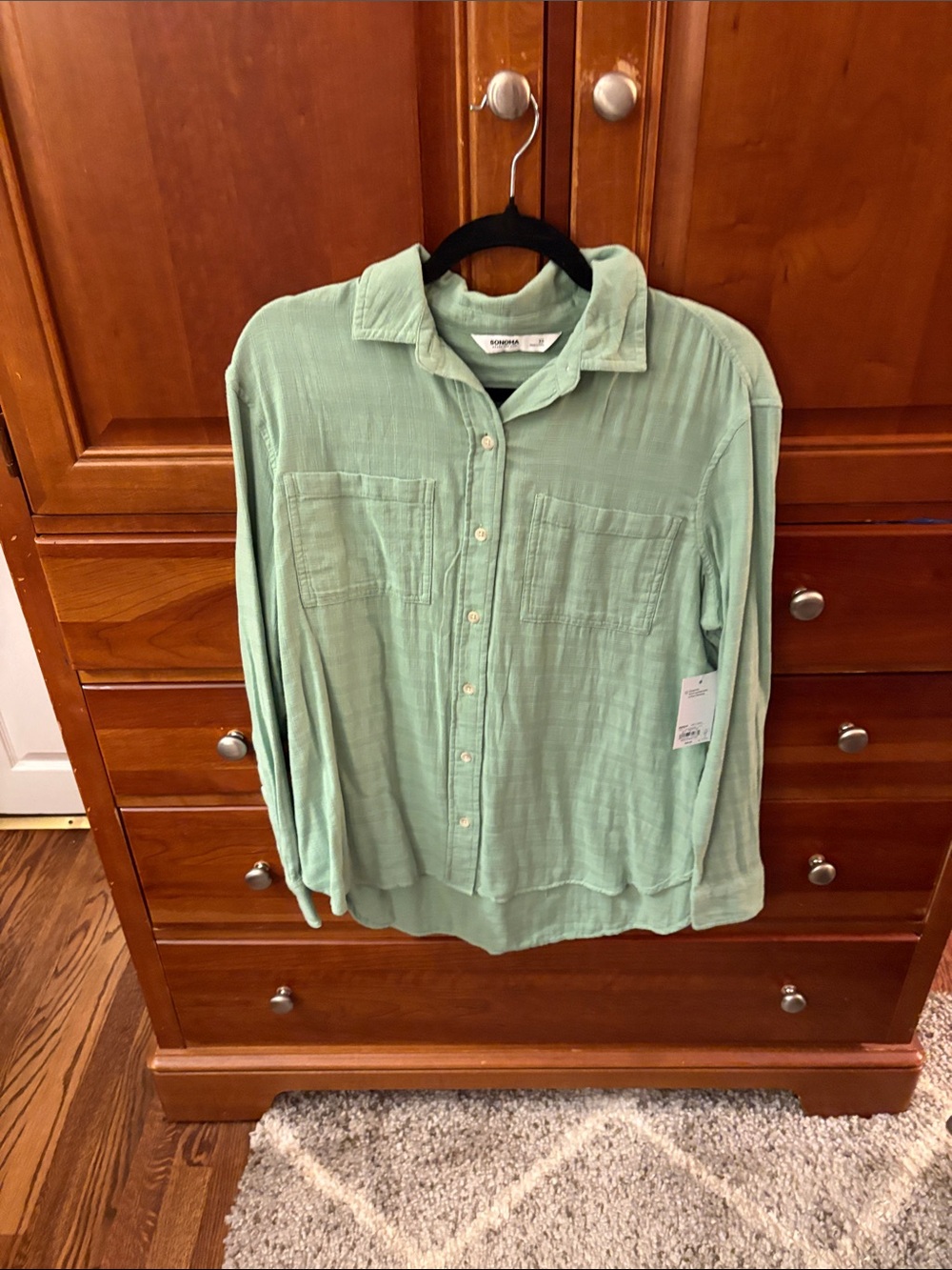 Light Green Button-Up Women’s Light Weight Shirt